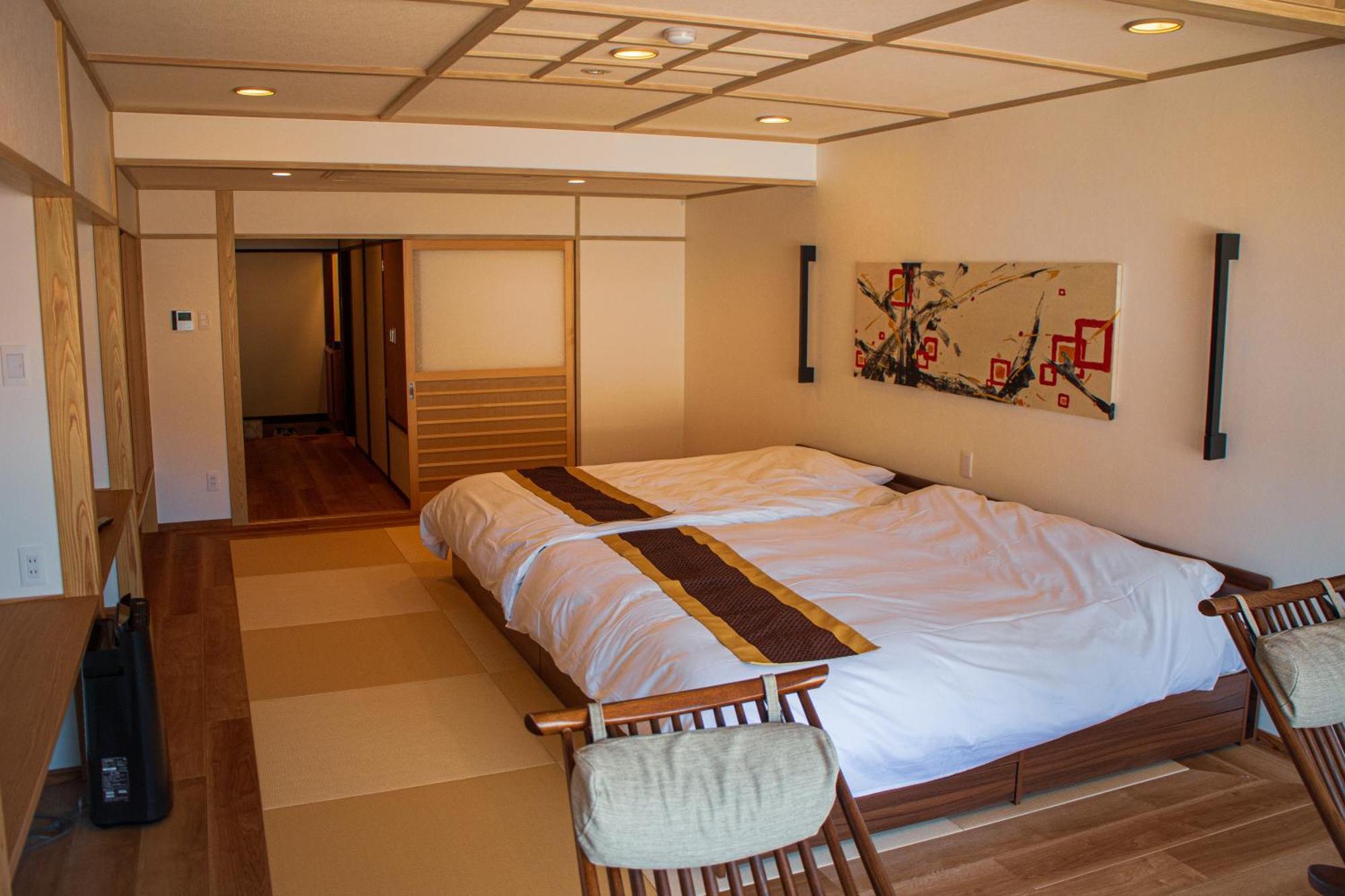 Ryokan Aburaya Tousen 4*